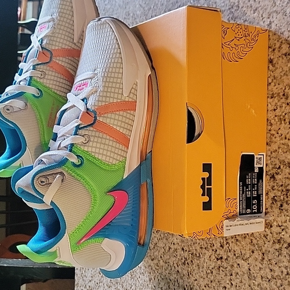 Nike LeBron Witness 7 VII Shoes Grey Fog Hyper Pink DM1123-003